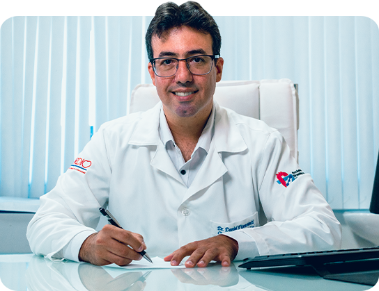 Dr. Daniel Fioravanti em consulta